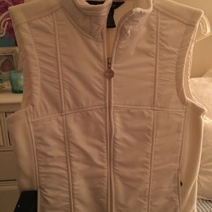 Barrage white fleece vest, NWT size S
